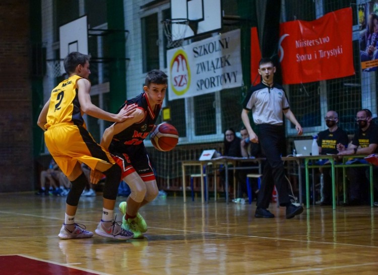 Wodzisławscy koszykarze wygrywają z rywalami z Rybnika, Grzegorz Matla